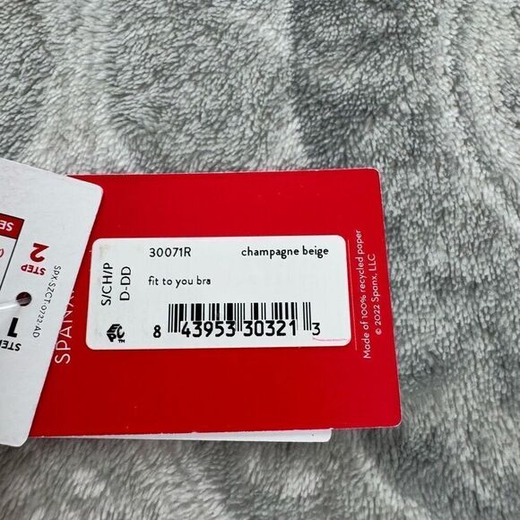 NWT Womens Spanx Fit To You Bra - Picture 3 of 3